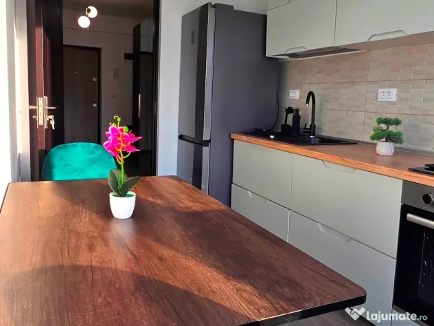 Prima inchiriere - Apartament 2 camere decomandat, mobilat, NOU Galata