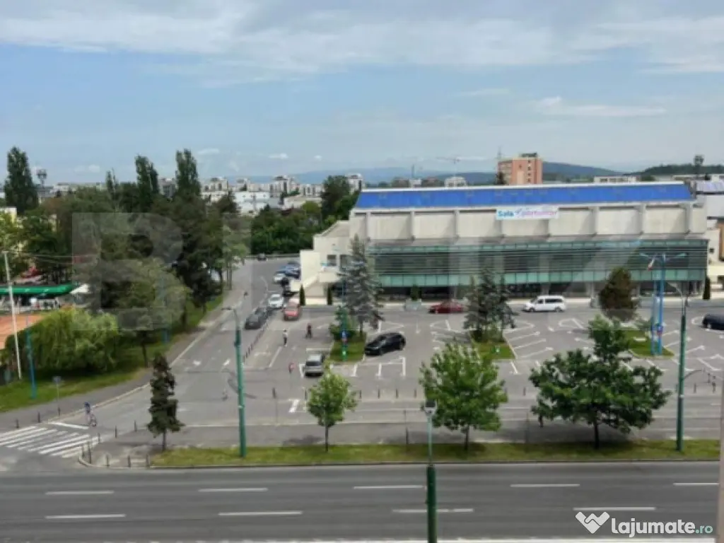 Apartament 3 camere, 72 mp, Brasov