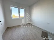 Apartamente cu 3 camere, disponibile imediat, gradina de 45 mp. 