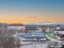 Spații comerciale de închiriat în Bod, suprafață 535...