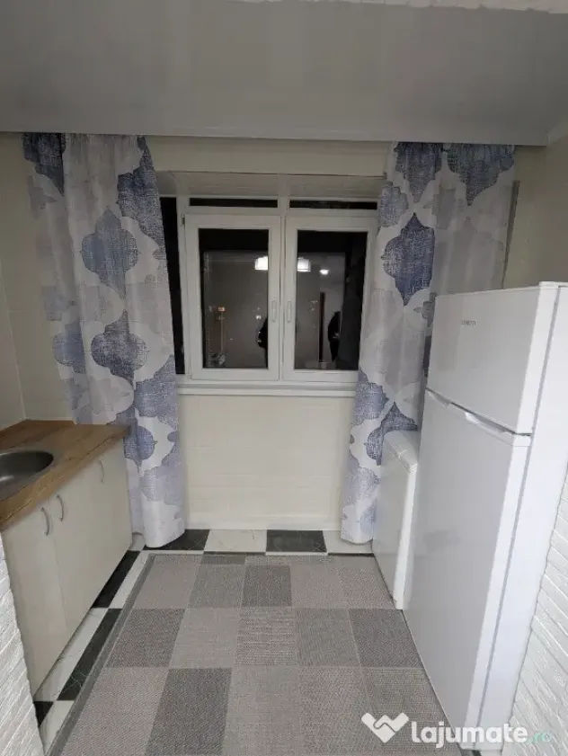 Garsoniera de inchiriat in zona Berceni