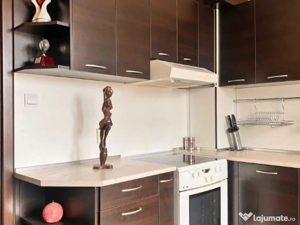 Apartament cu 2 camere de inchiriat in zona Bulevardul Chisinau