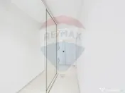 Apartament cu 3 camere de vânzare în zona Lujerului 