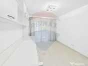 Apartament cu 3 camere de vânzare în zona Lujerului 