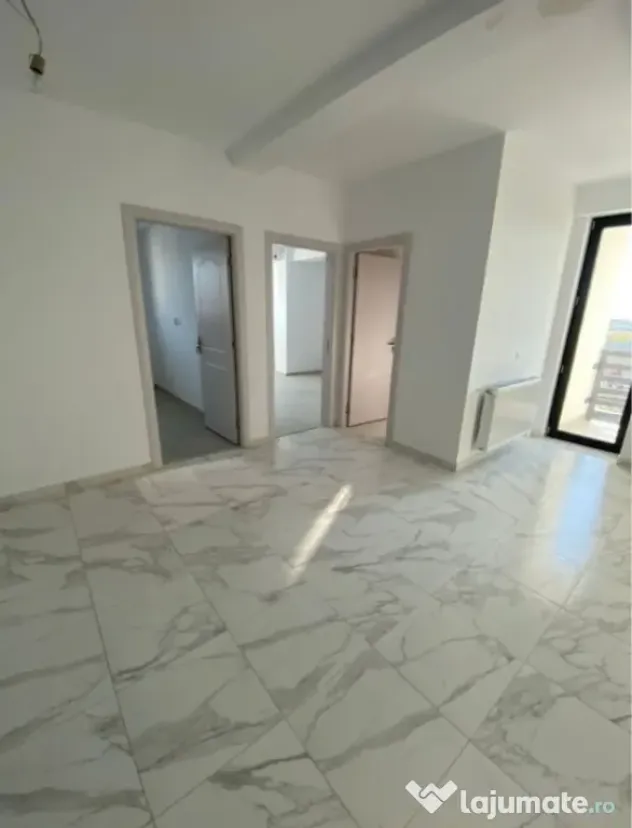 Apartament 3 camere, finisat la cheie, loc de parcare inclus