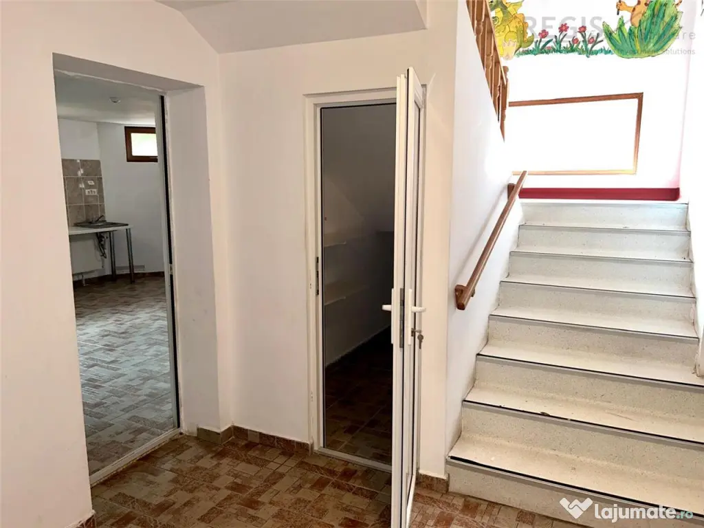 Vila de 6 camere Bunloc pretabil After School I Gradinita