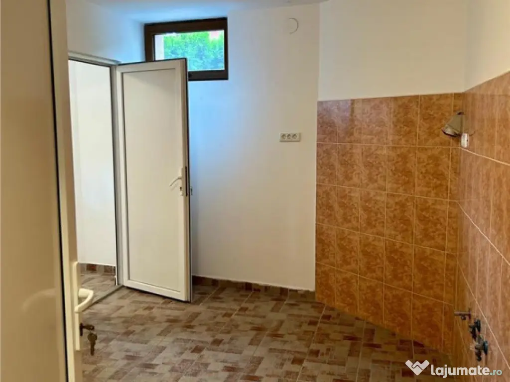 Vila de 6 camere Bunloc pretabil After School I Gradinita