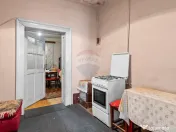 Casa cu teren 454 mp - zona Uta 