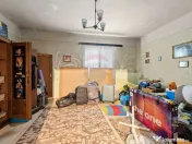 Casa cu teren 454 mp - zona Uta 