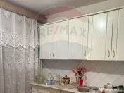 Apartament cu 3 camere de vânzare în zona Central 