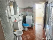 Apartament cu 3 camere de vânzare în zona Central 