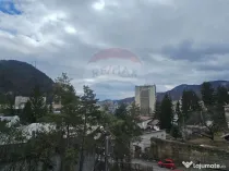 Apartament cu 3 camere de vânzare în zona Central