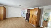 Apartament cu 3 camere de vânzare în zona Central 