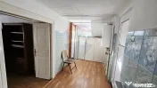 Apartament cu 3 camere de vânzare în zona Central 