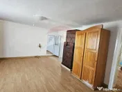 Apartament cu 3 camere de vânzare în zona Central 