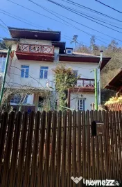 Apartament cu 3 camere de vânzare în zona Central 