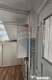 Apartament cu 3 camere de vânzare în zona Central 