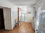 Apartament cu 3 camere de vânzare în zona Central 