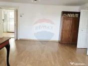 Apartament cu 3 camere de vânzare în zona Central 