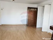 Apartament cu 3 camere de vânzare în zona Central 