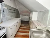 Apartament cu 3 camere de vânzare în zona Central 