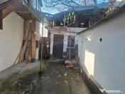 Apartament cu 3 camere de vânzare în zona Central 