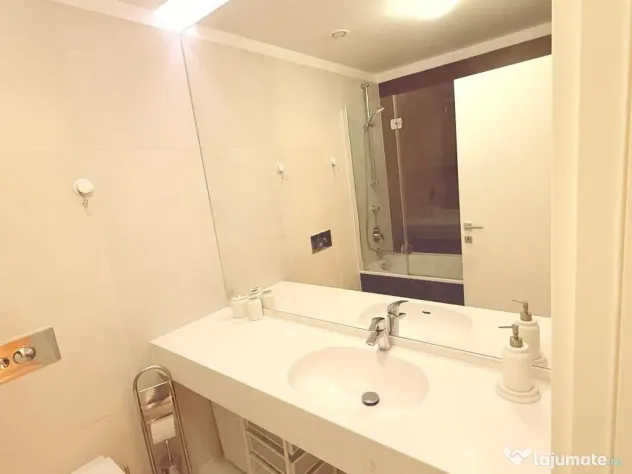 Apartament 2 camere - ONE Herastrau Plaza- Parcare+Boxa