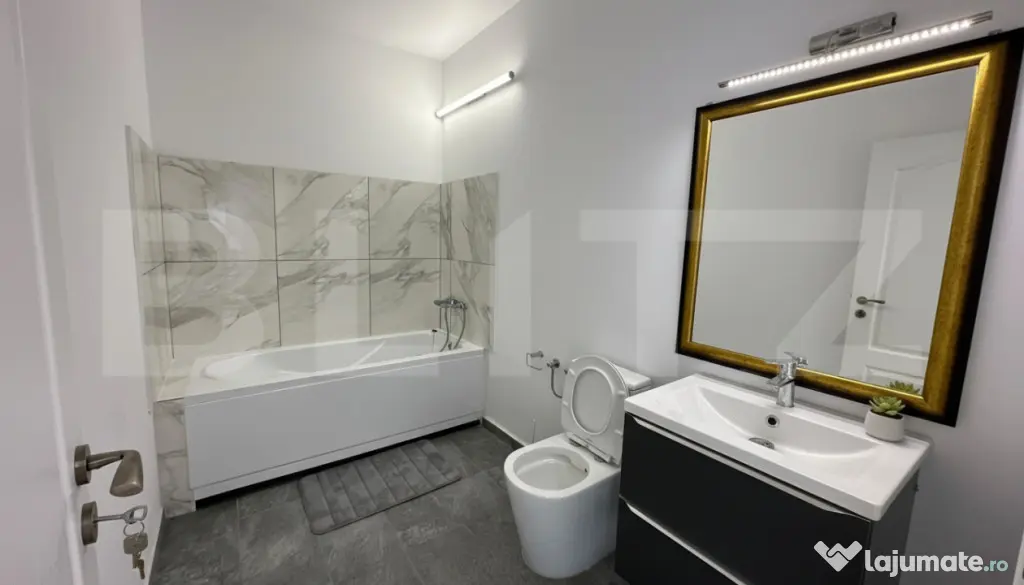 Casa pe calcan cu priveliste superba si compartimentare deos