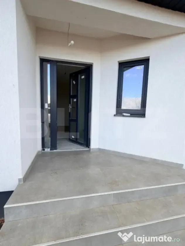 Casă de vânzare în cartierul Izvor, comuna Tărlungeni, l
