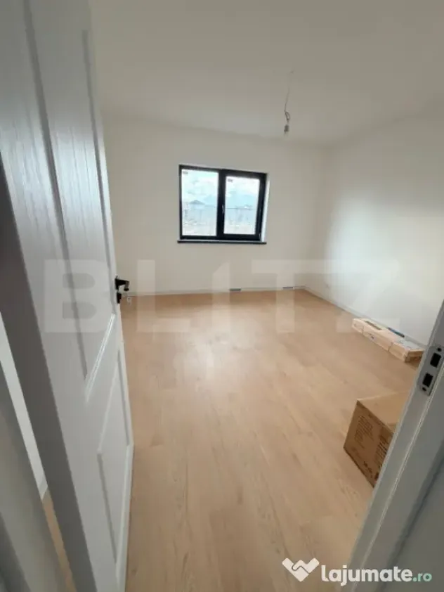 Casă de vânzare în cartierul Izvor, comuna Tărlungeni, l