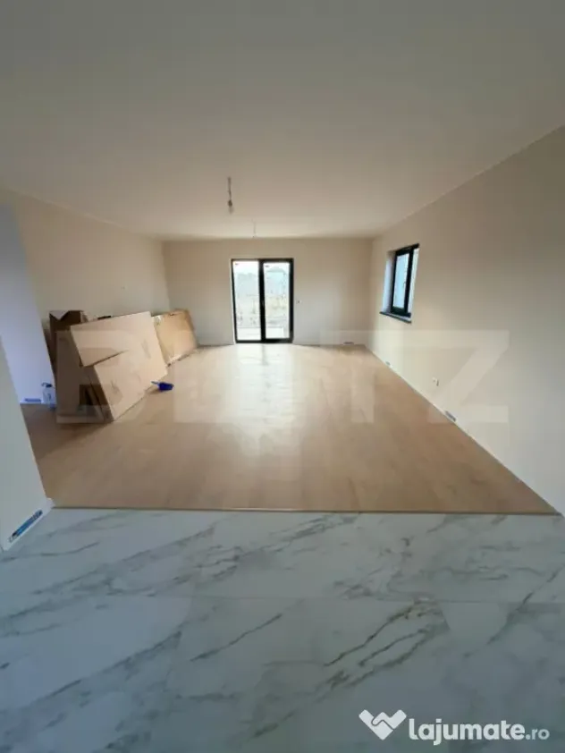 Casă de vânzare în cartierul Izvor, comuna Tărlungeni, l