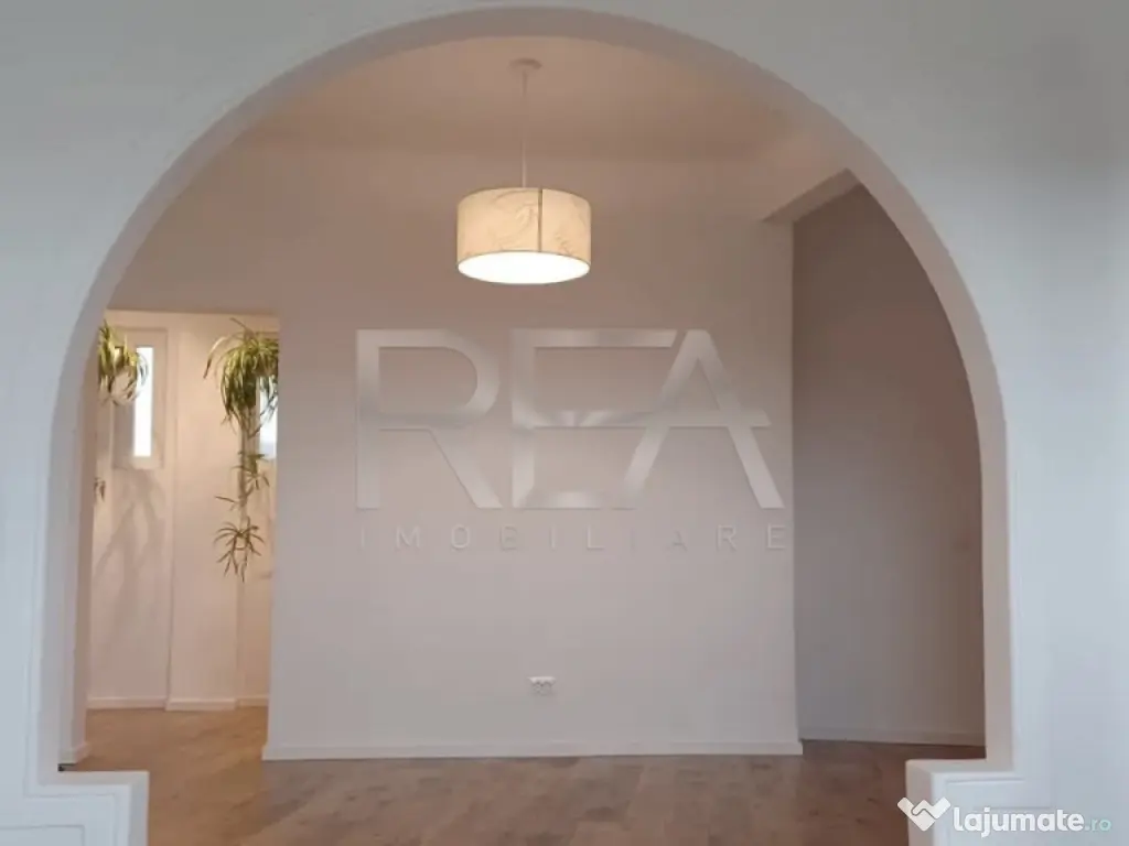 PENTHOUSE ULTRACENTRAL CU VEDERE PANORAMICĂ