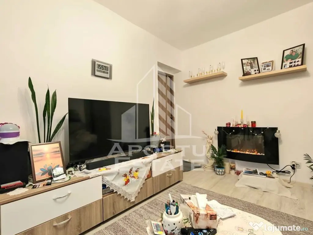 Apartament cu 3 camere, centrala proprie, Sag - Sag (Timis)
