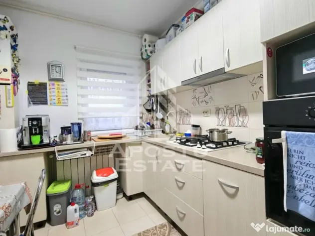 Apartament cu 3 camere, centrala proprie, Sag - Sag (Timis)