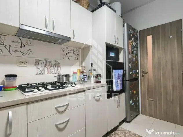 Apartament cu 3 camere, centrala proprie, Sag - Sag (Timis)