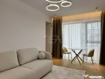 Studio dublu One Lake Club, cu piscină și promenadă pe la