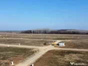 Loturi de teren 638 mp - curent tras la teren - Crevedia 