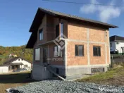 Casă 3 camere, 185mp, semifinisată, D+P+E 