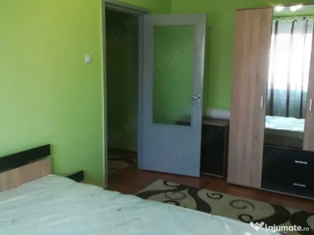 2 Camere de vanzare zona Tineretului