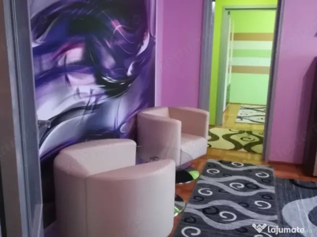 2 Camere de vanzare zona Tineretului