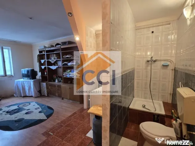 De vânzare garsonieră de buget Strada Condorilor, (uzin... - Bacau (Bacau)
