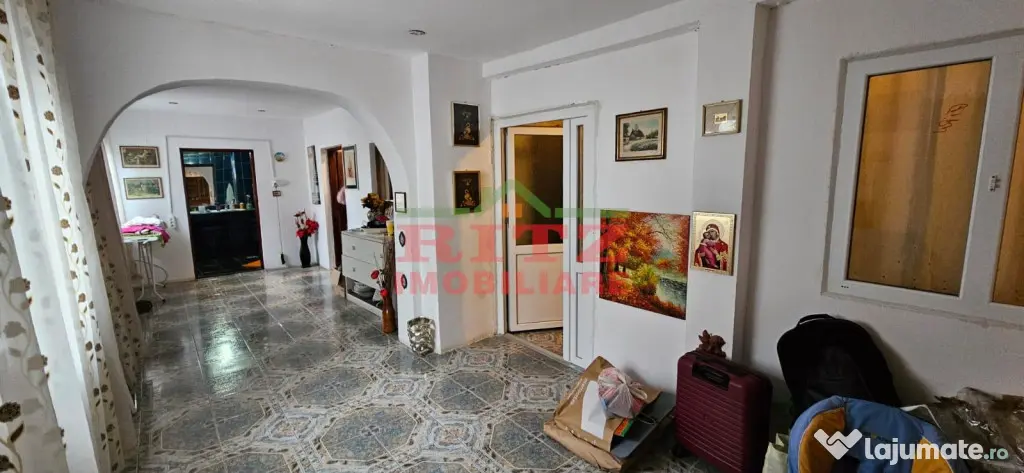 CASA DE VANZARE P 1 E