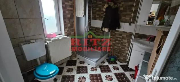 CASA DE VANZARE P 1 E
