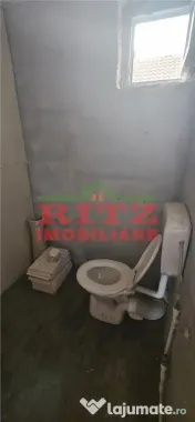 CASA DE VANZARE P 1 E