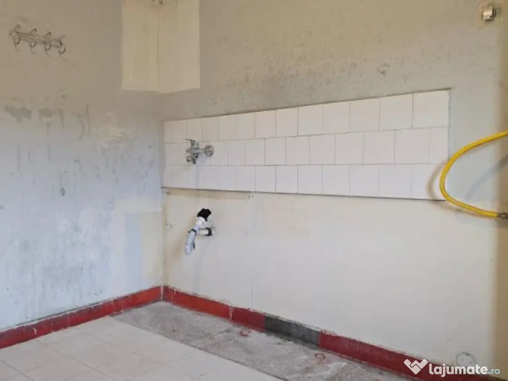 Apartament 3 camere in Deva, zona Eminescu, et 3