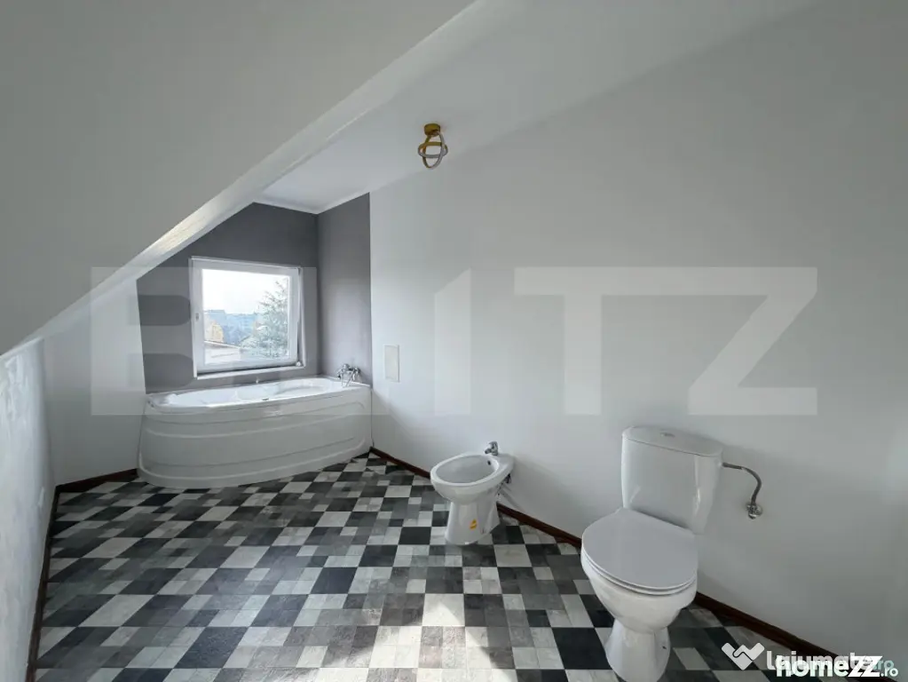 Apartament Kaufland, Dumbravita | 3 camere și mansardă