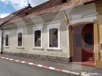 Oportunitate! Casă, 4 camere, curte comună, ultracentral,