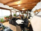 De vanzare casa cu 3 apartamente + anexa 75 mp, Comision 0% 