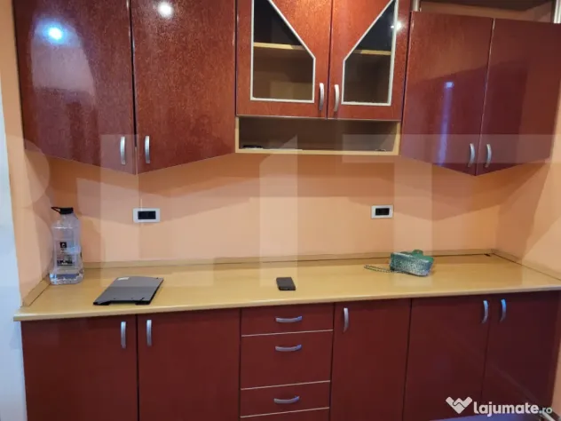 Apartament 2 camere, 60 mp, zona Miorita