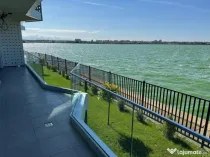 Apartament 3 camere Lake On Residence - vedere superba catre